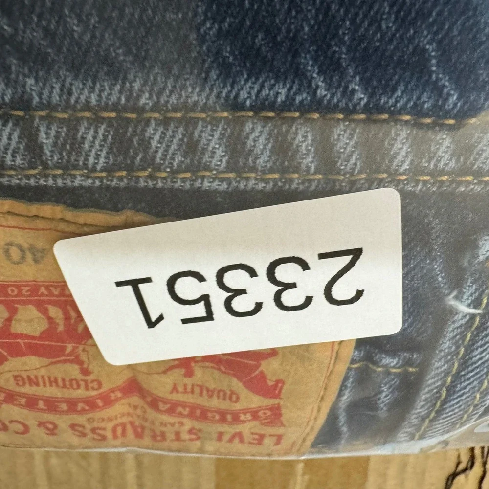 Levi's Jeans Mens Size 40x32 Blue 502 Regular Taper Lyocell Blend Medium Wash